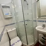 Nasares Nyaraló