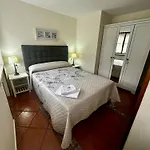 Nyaraló Nasares *